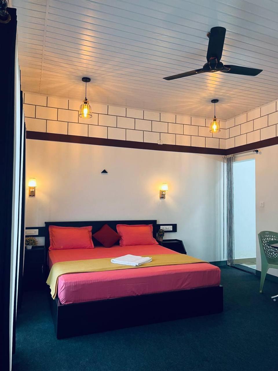Linn View Home Stay Munnar Quarto foto